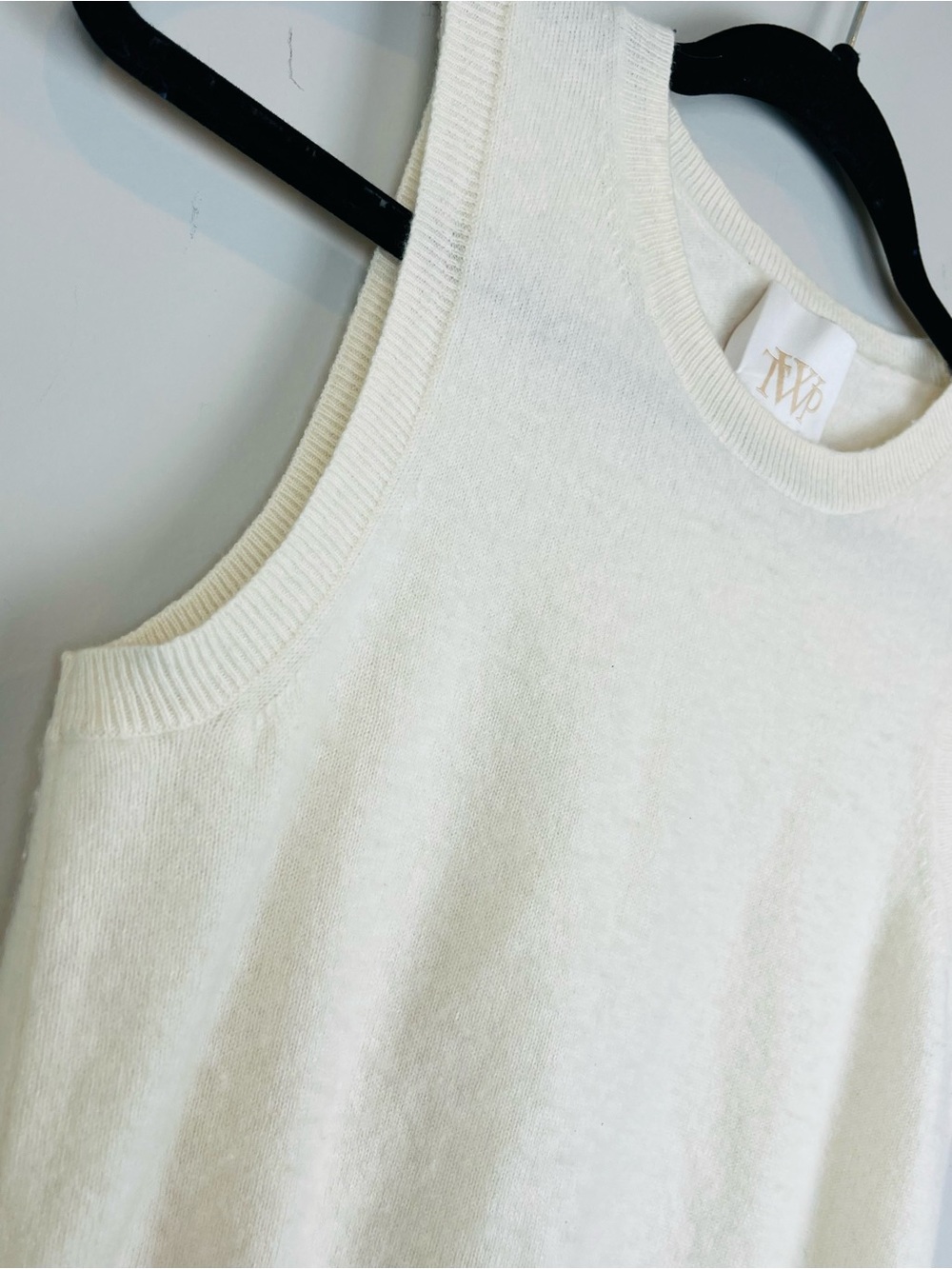 TWP Jenny's Cashmere Tank Sweater Crewneck Vest Top Ivory Cream Size Small - Picture 5 of 9
